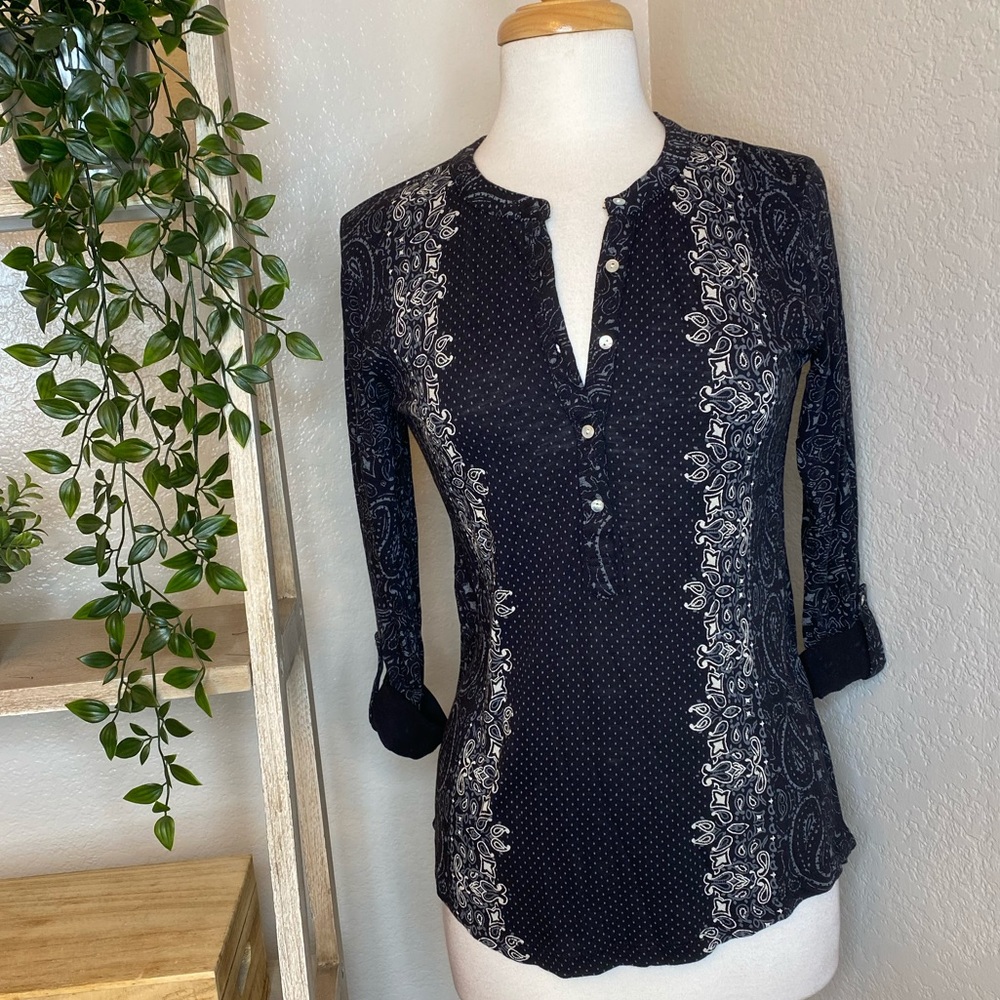 🆕Lucky Brand long sleeves V-neck black top
